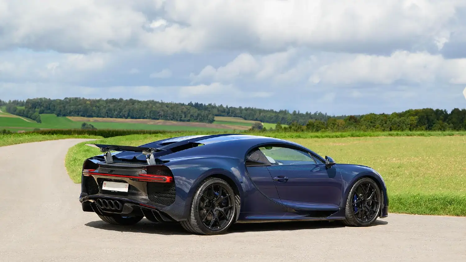 2020 Bugatti Chiron Sport